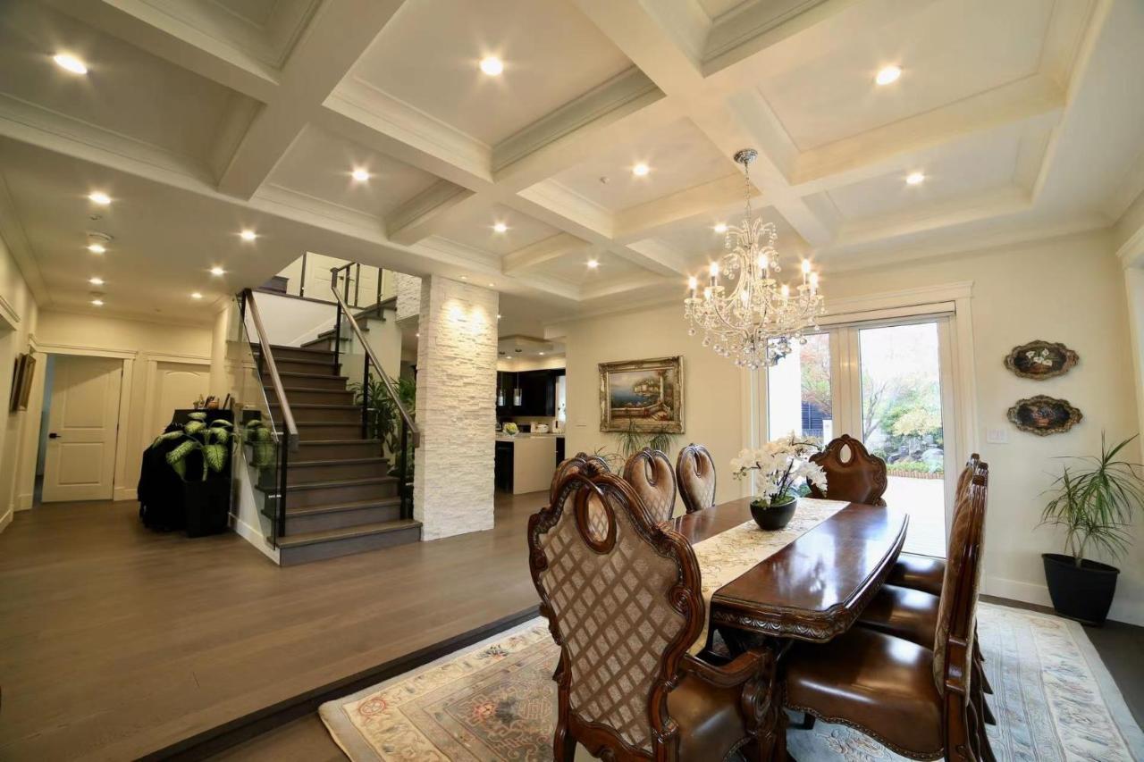 Homestay Away At Near Yvr