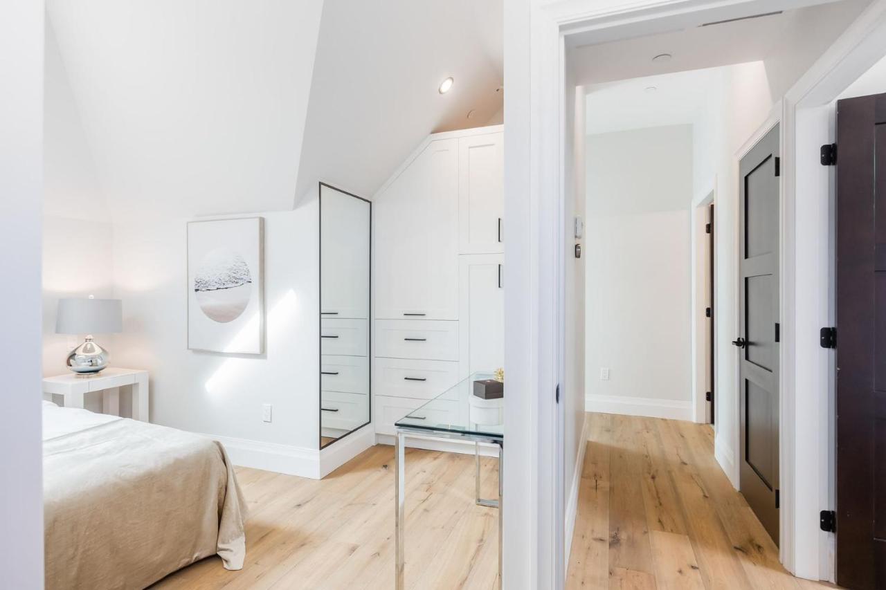 Privatunterkunft Easeful 2 Bedroom Unit Near Bay *