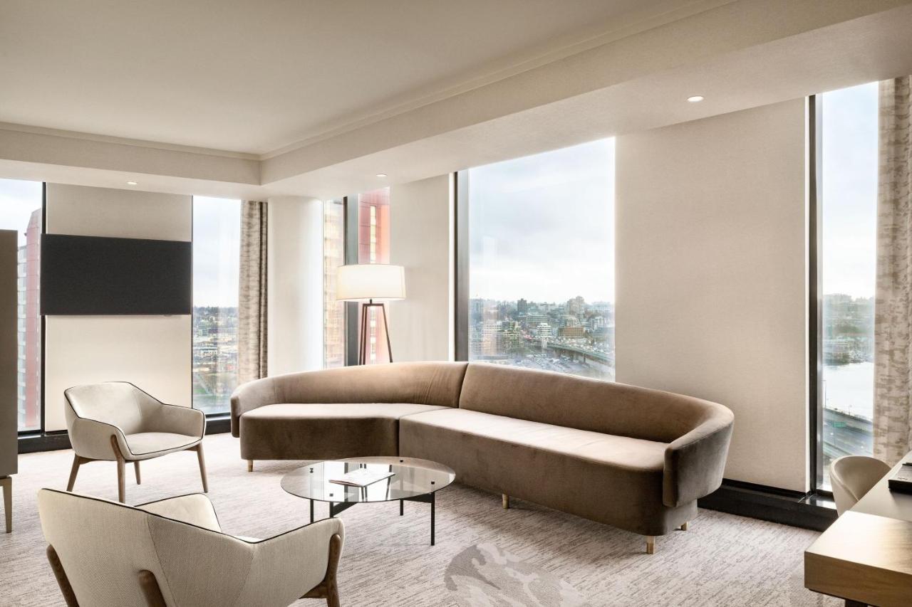 Jw Marriott Parq Hotel 5*