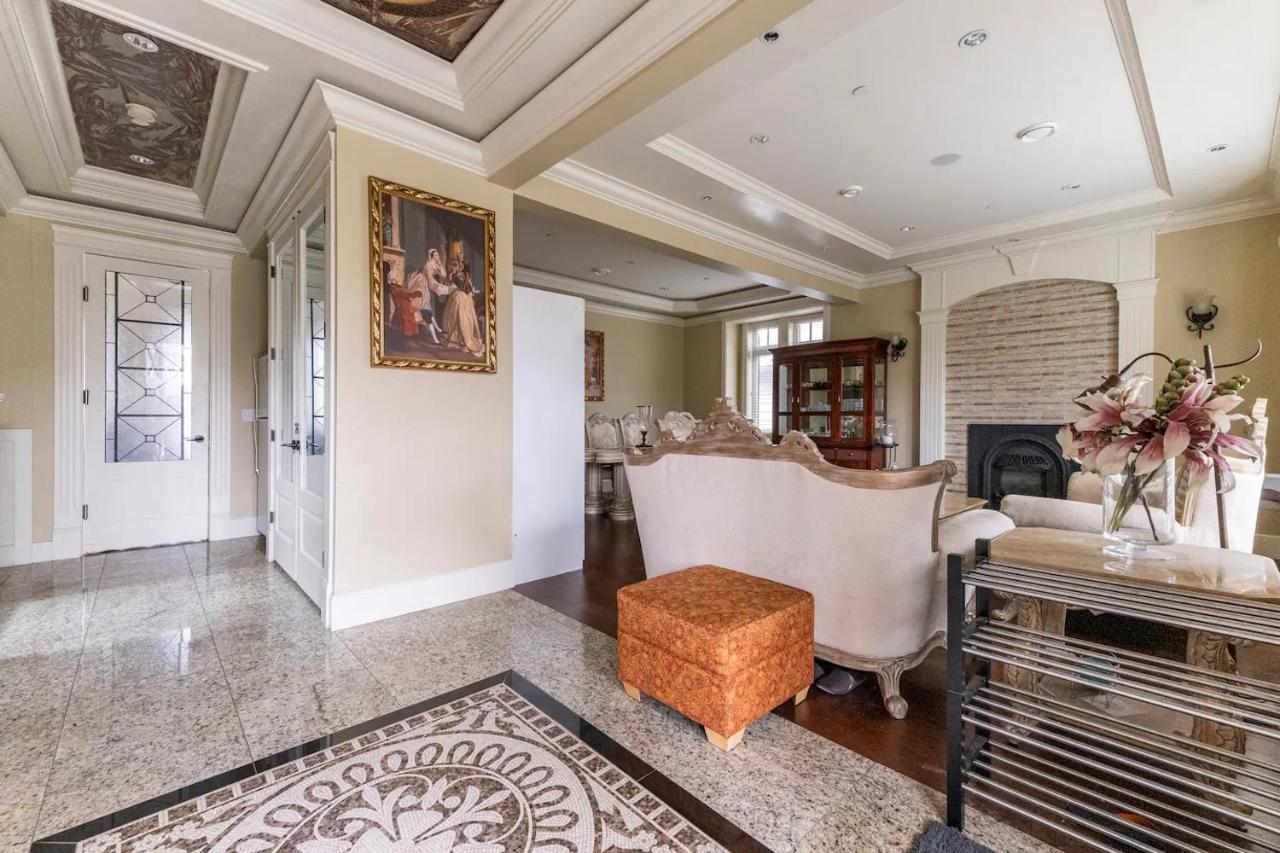 Mike's Luxury House Privatunterkunft