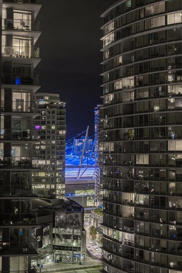 Apartment In Downtown - Near Rogers Arena *