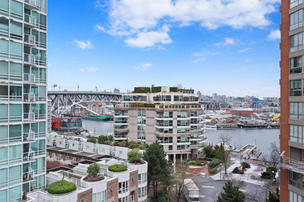 Penthouses Of Ave Apartment
