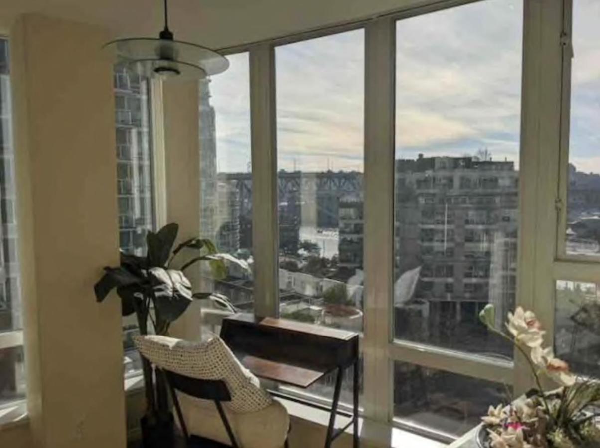 Penthouses Of Ave Apartment *
