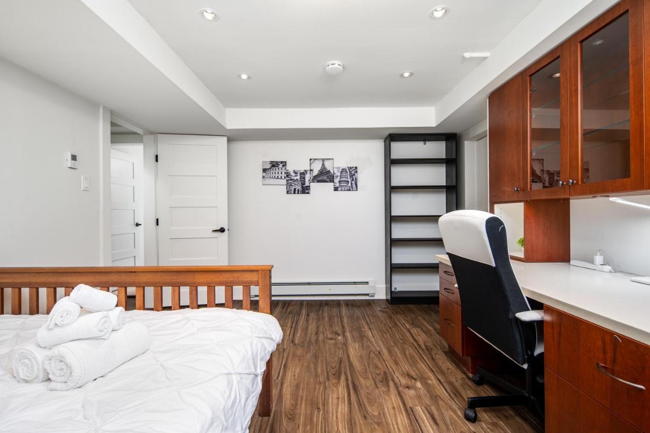 Gorgeous 4 Bedroom Garden Level At West & Ubc Vancouver