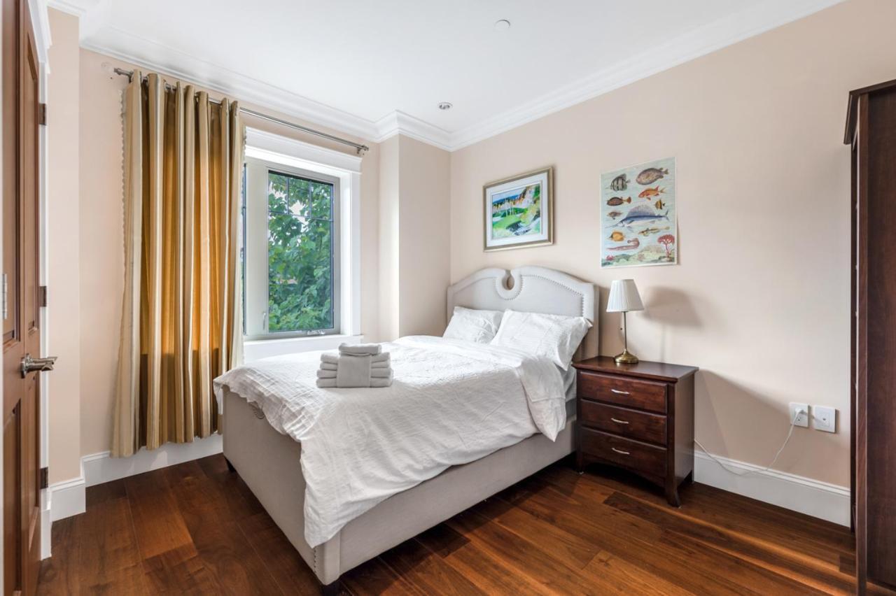 Cozy 1-bedroom Share House In The Heart Of Homestay
