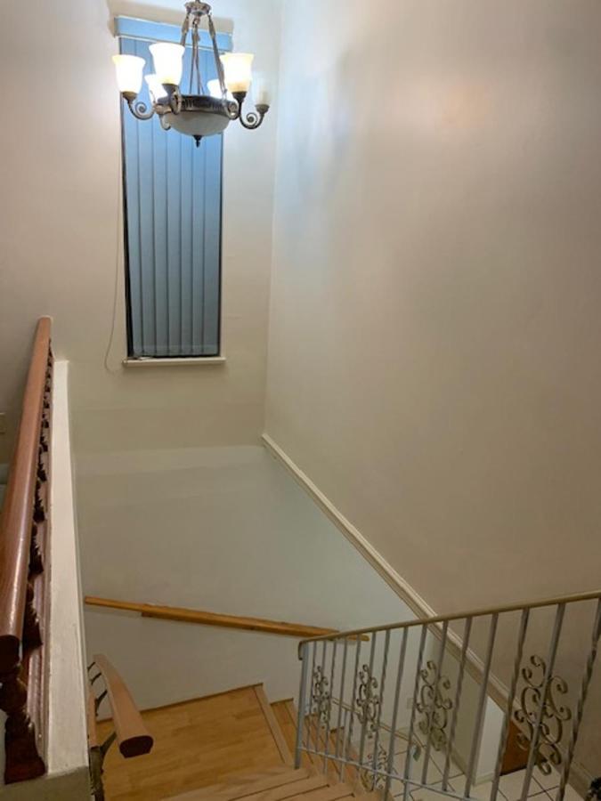 Holiday home Spacious 4-bedroom Home, Ideal For A Family/group