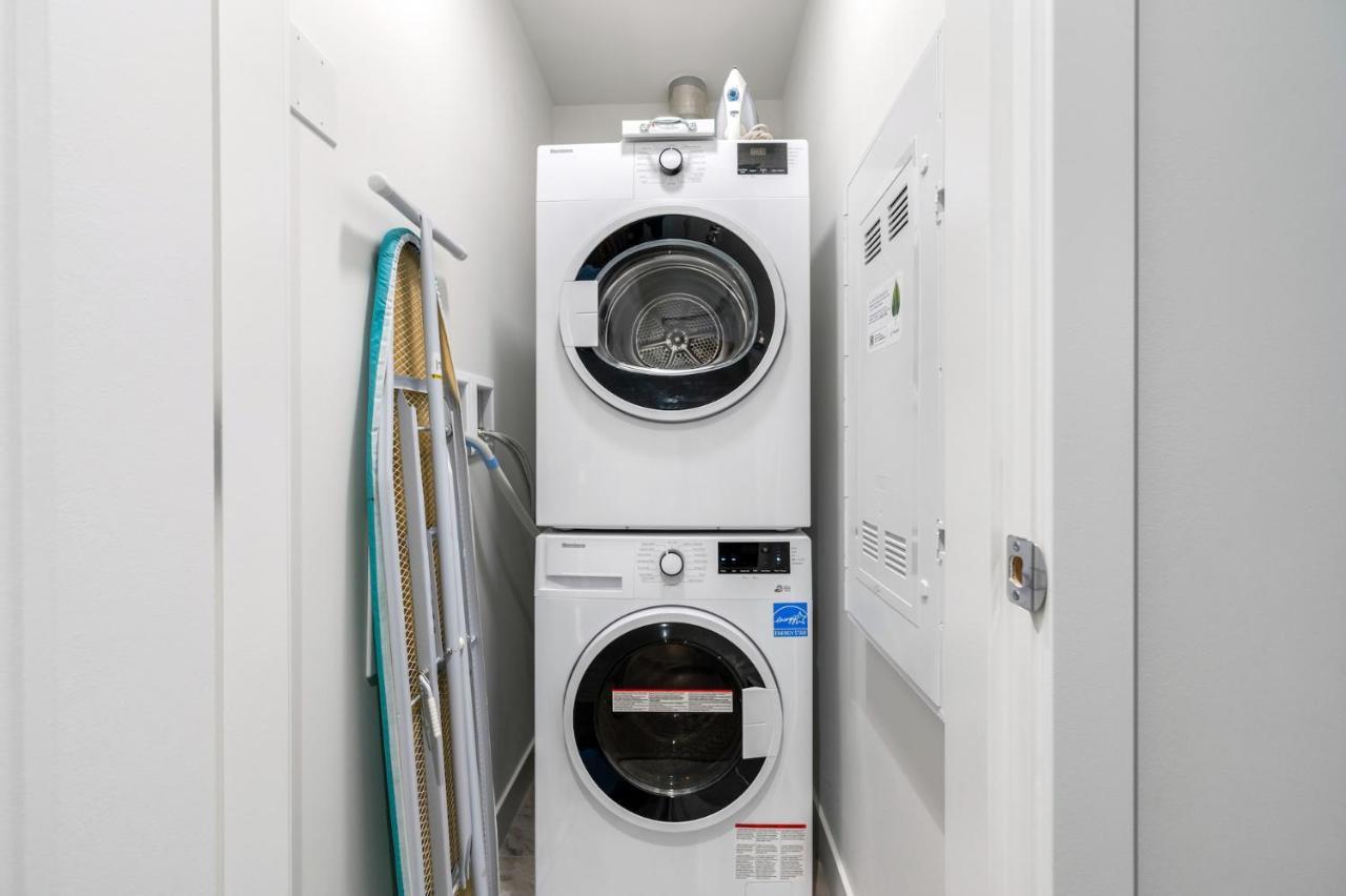 Modern Comfort At Ubc: 1br Near Campus
