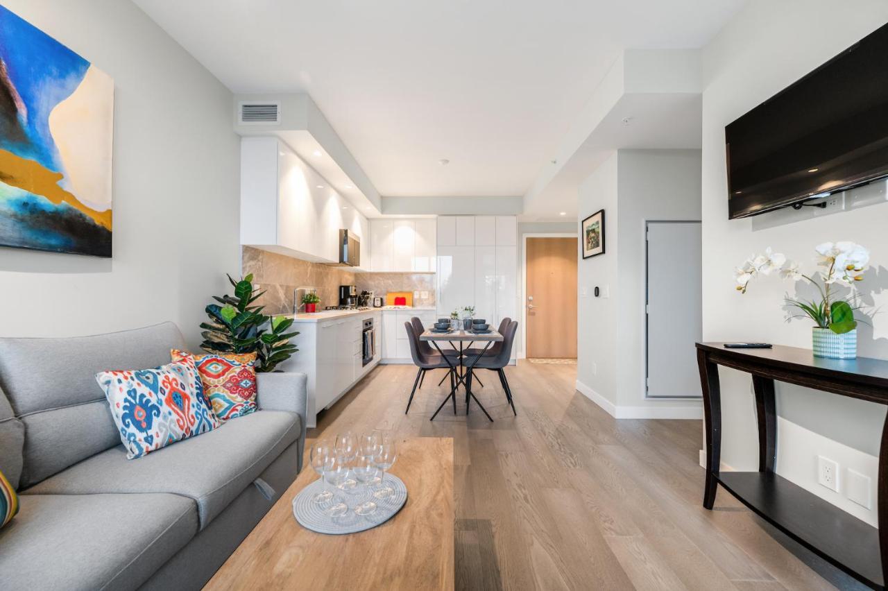 Apartment Modern Comfort At Ubc: 1br Near Campus
