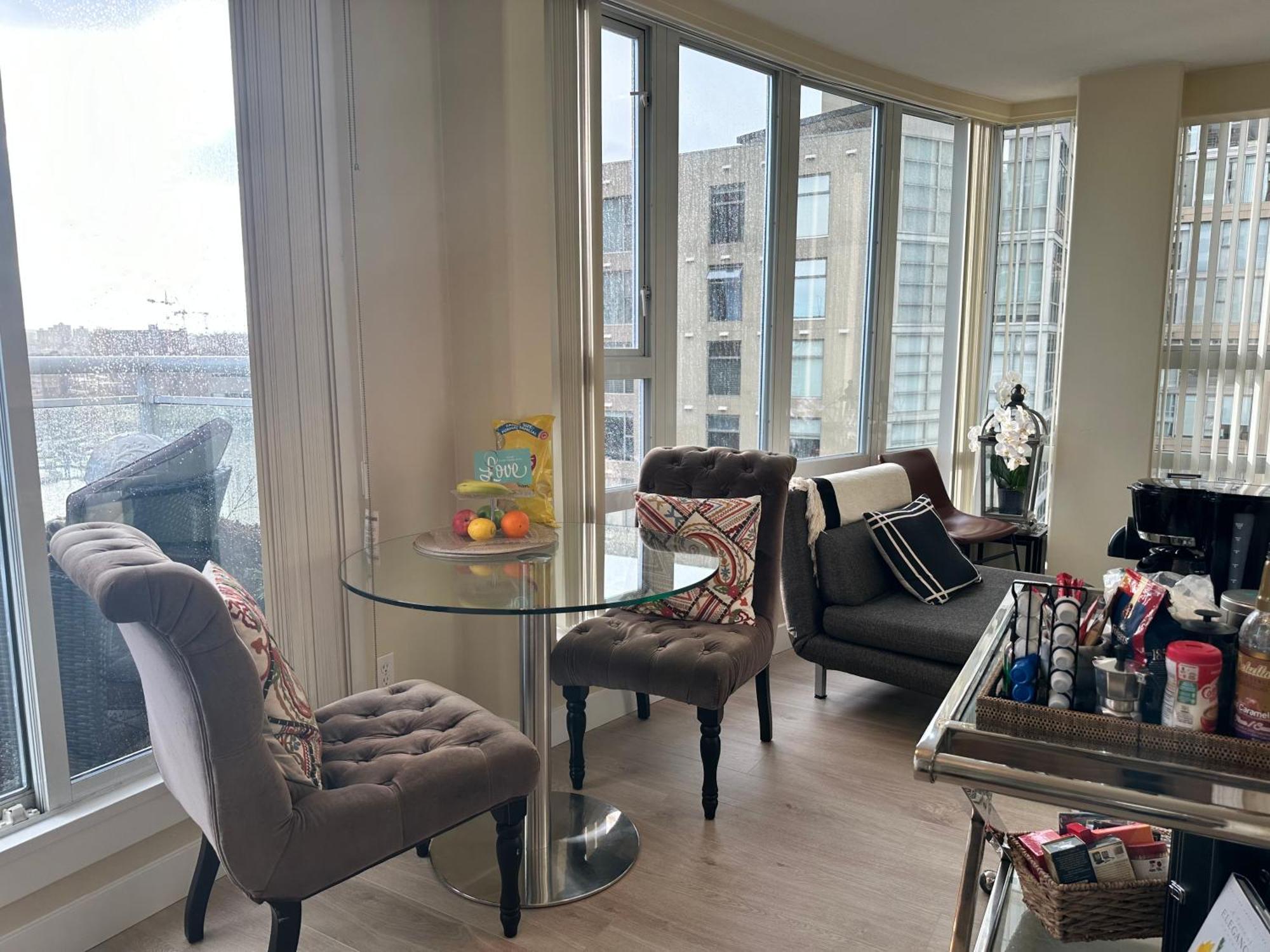Penthouses Of Ave *