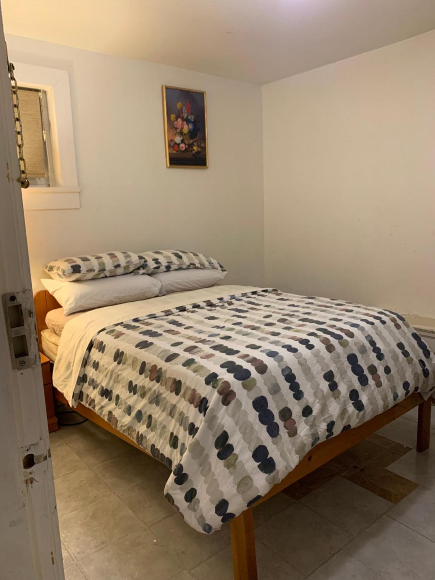 Gasthof Vancouver Guest House *