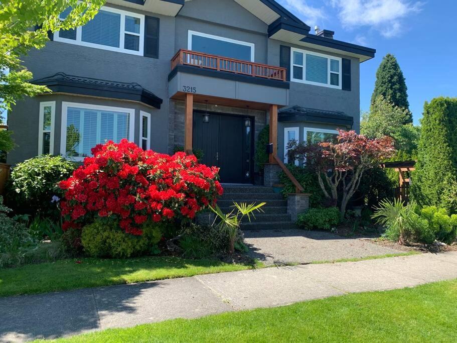 Corkscrew Willow Estate Holiday home Vancouver