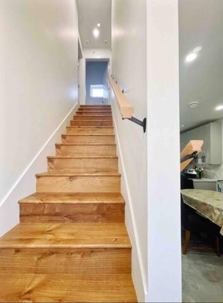 Vancouver's Homey Laneway House Apartment *