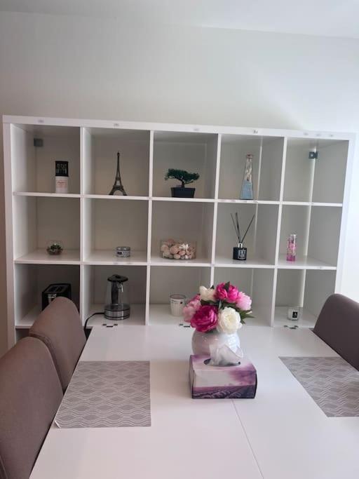 Gasthof Van West Serene Retreat Close To Ubc And Downtown Vancouver
