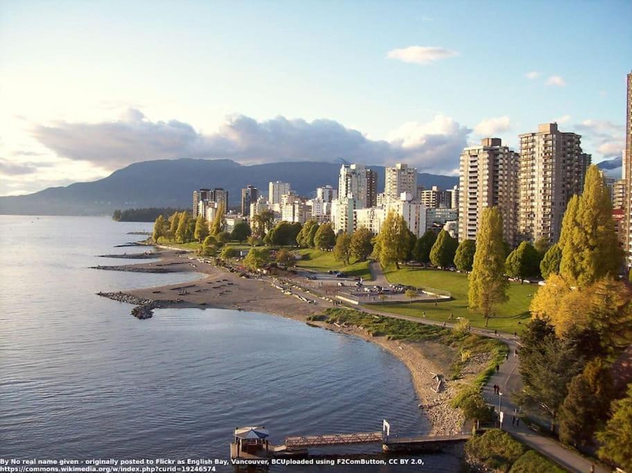 Van West Serene Retreat Close To Ubc And Downtown Vancouver