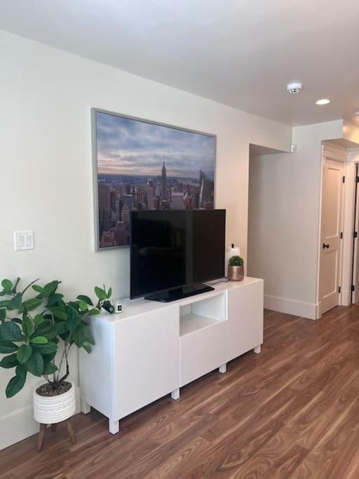 Gasthof Van West Serene Retreat Close To Ubc And Downtown Vancouver