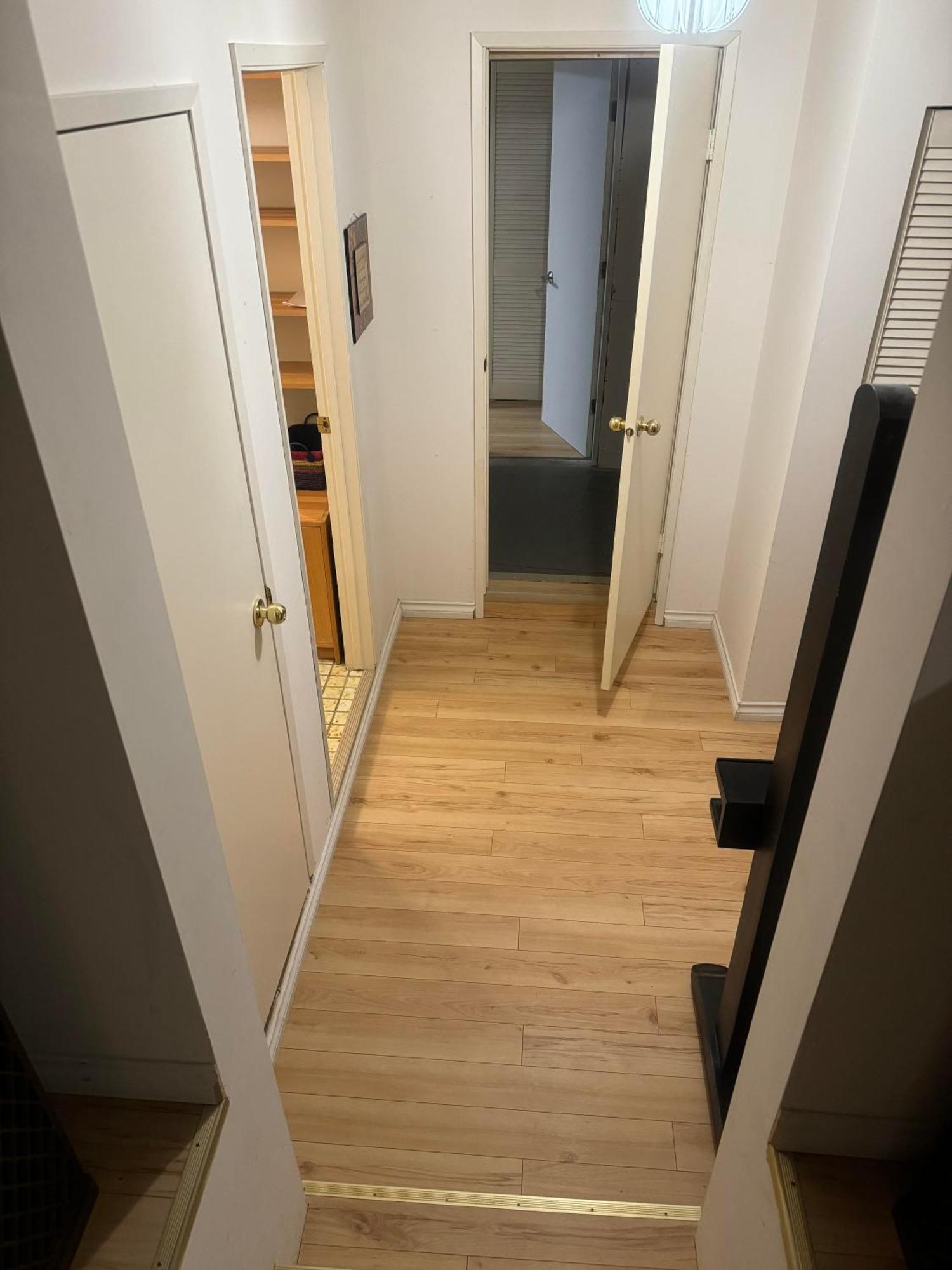 Cozy Modern Guest Close To Downtown Sights & Supermarket *