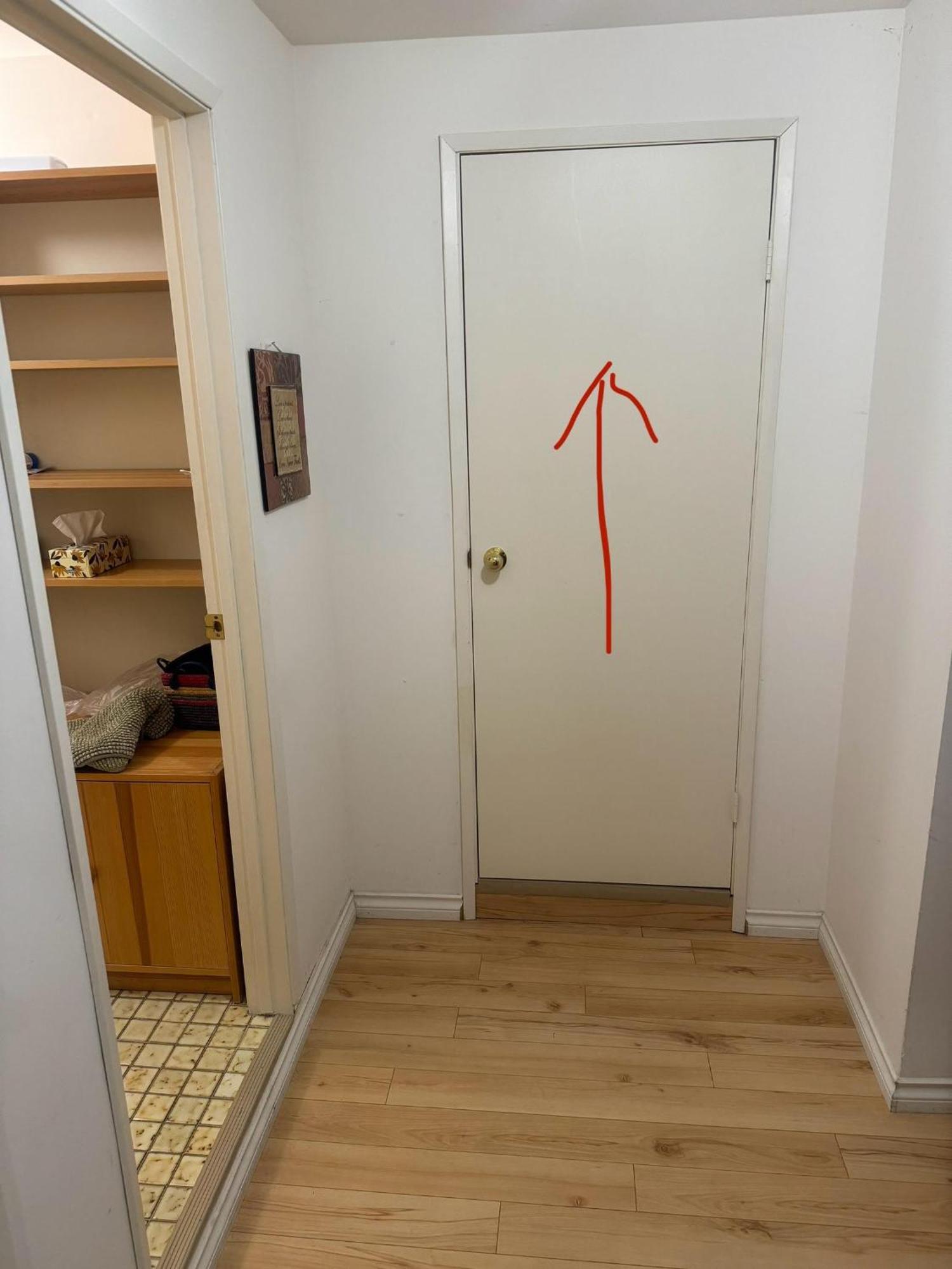 Cozy Modern Guest Close To Downtown Sights & Supermarket