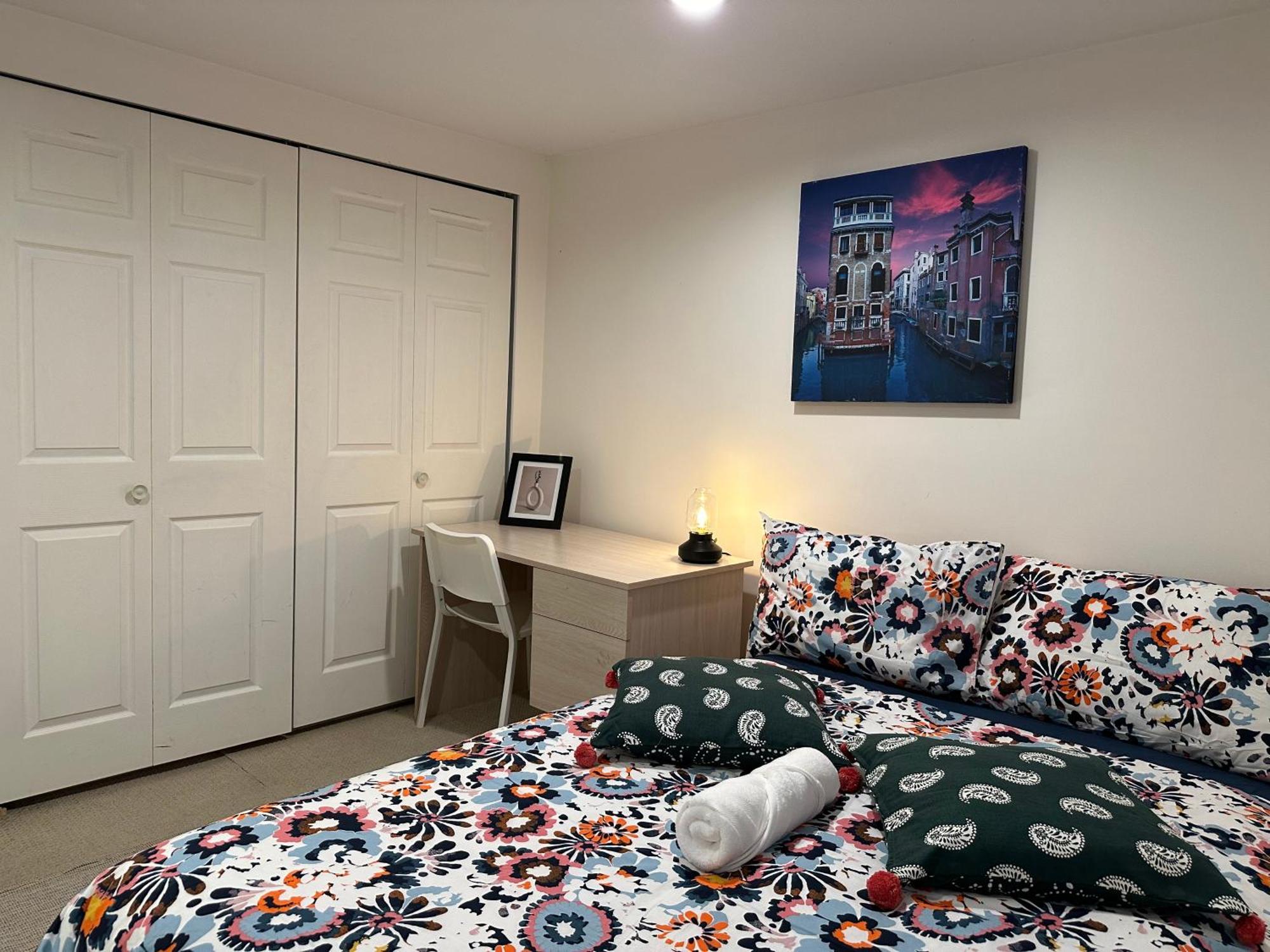 Private In A Shared House Homestay