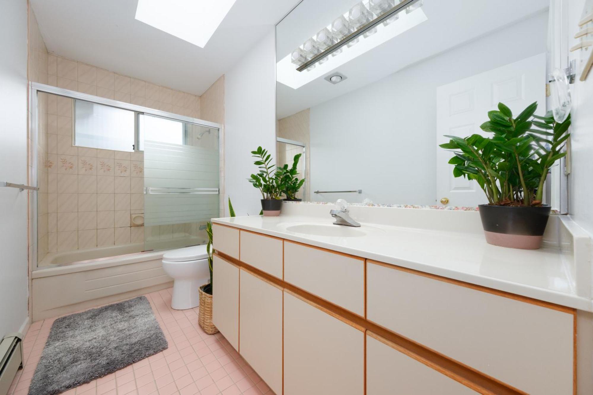 Willow Street Homestay * Vancouver