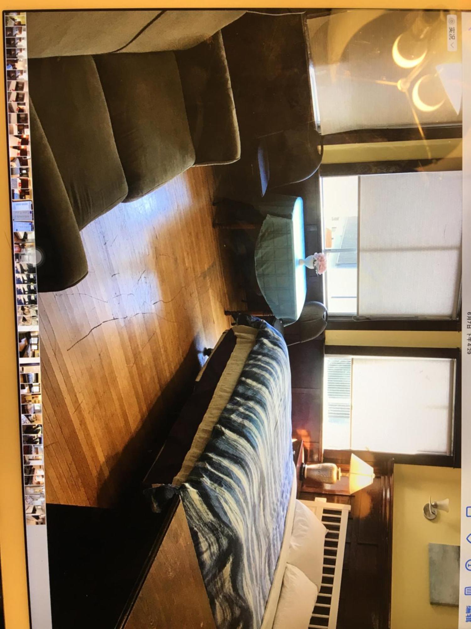 West Coast Guest house *