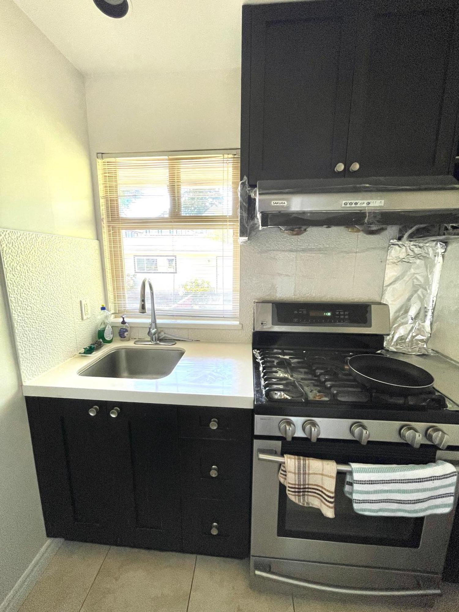 Cozy Guest Near Ubc, Downtown And Beaches Privatunterkunft
