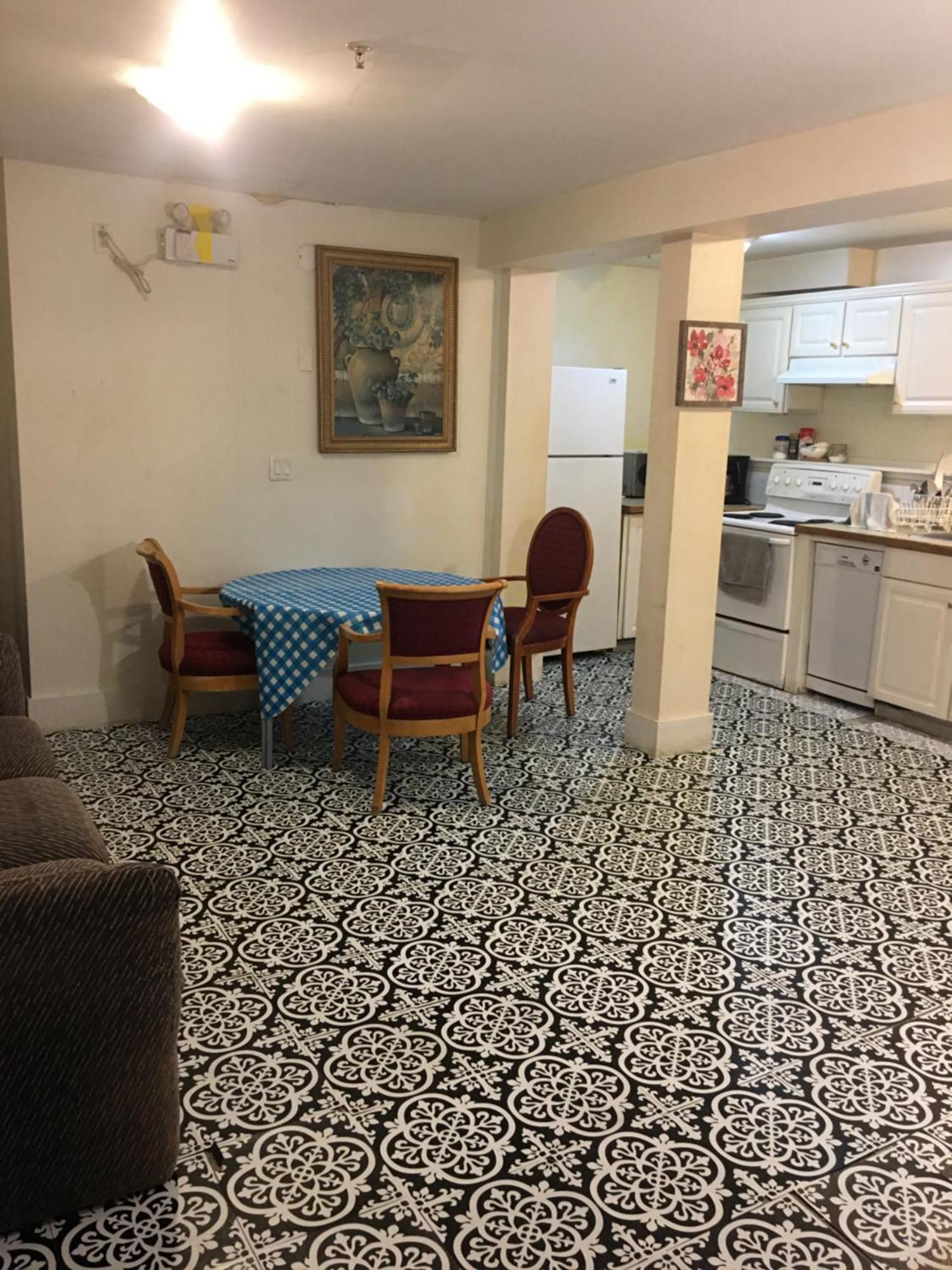 West Coast Guest house *