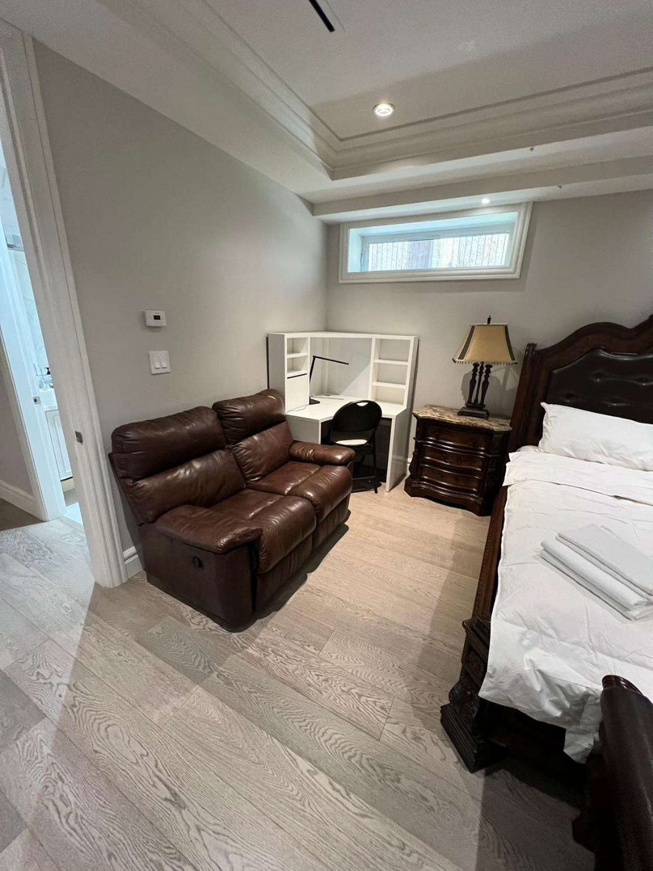 Private In West Homestay Vancouver