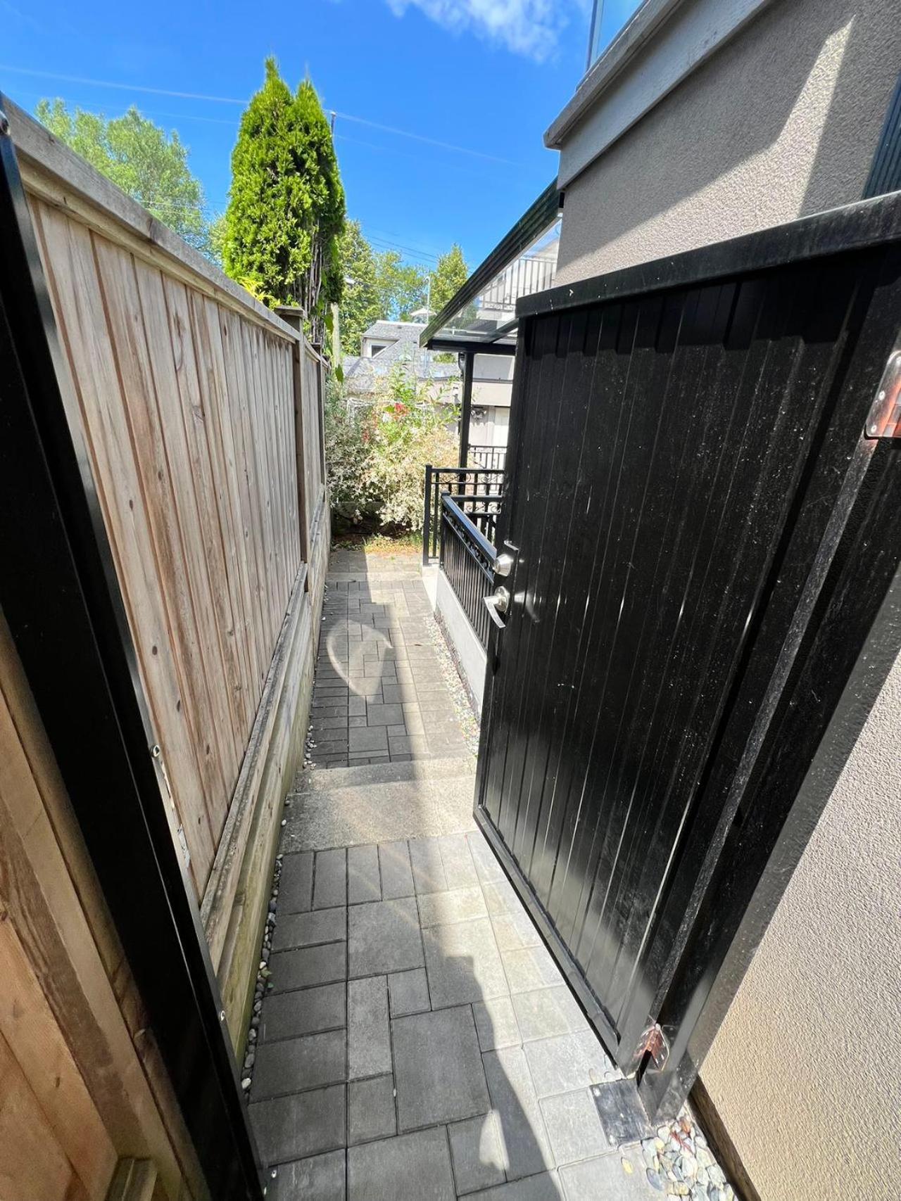 Homestay Private In West Vancouver