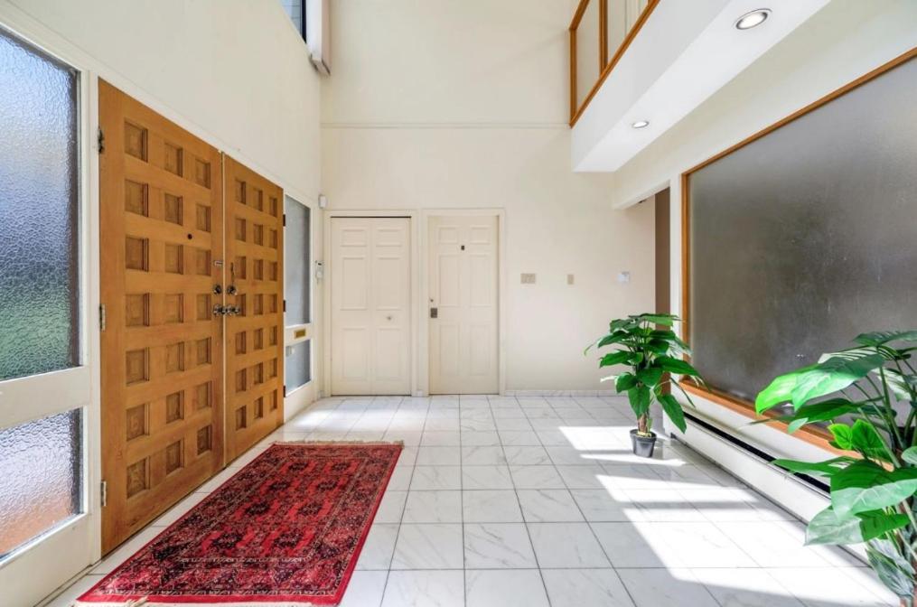 Stylish & Central Retreat - Steps From Local Attractions! Privatunterkunft Vancouver