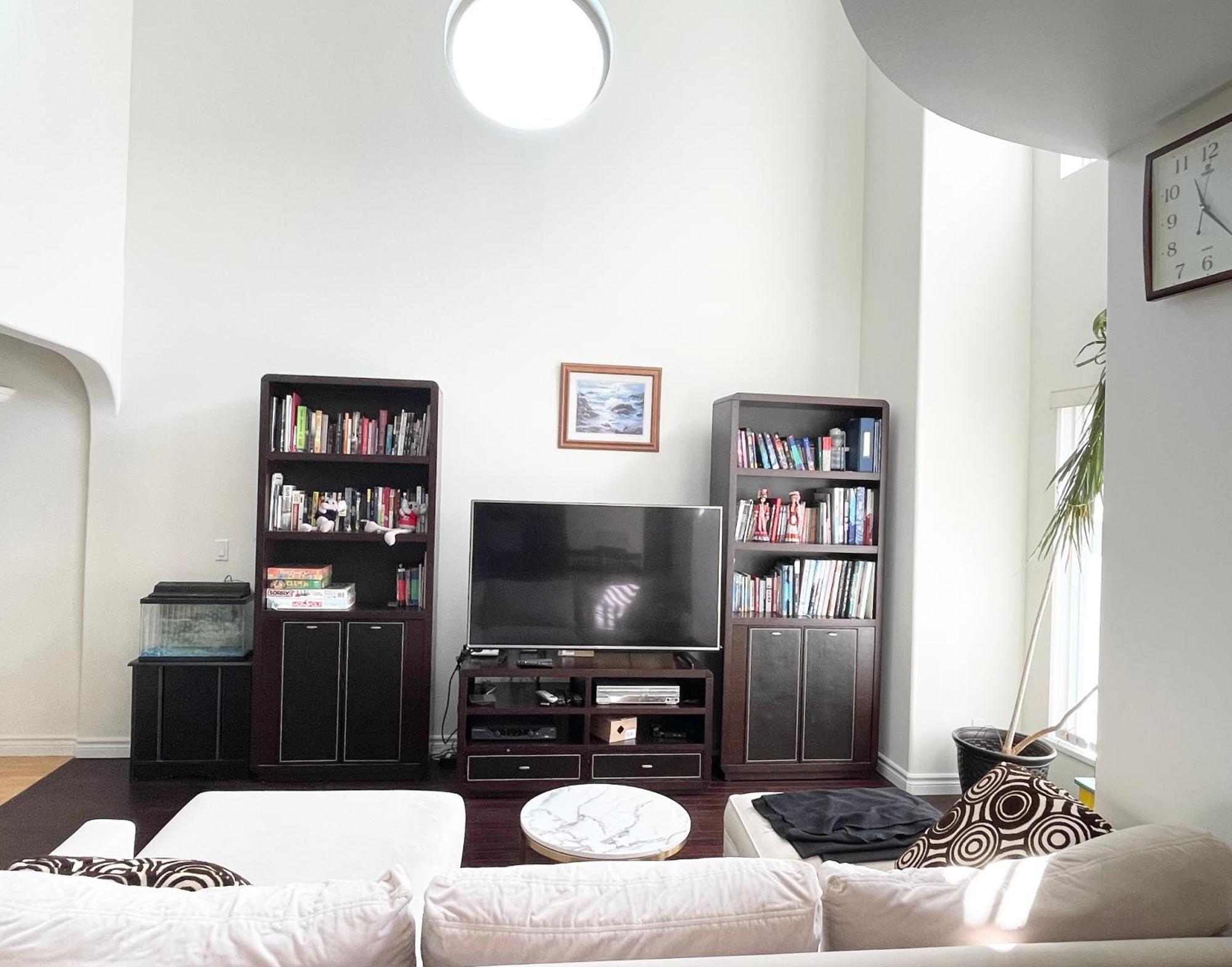 Privatunterkunft Cozy Guest Near Ubc, Downtown And Beaches