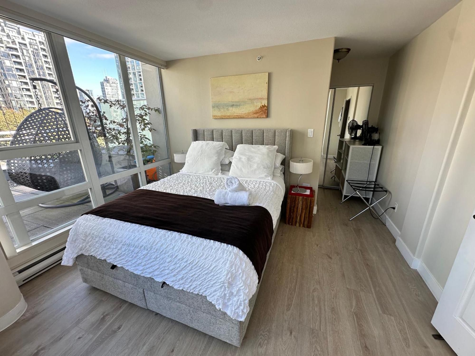 Penthouses Of Ave * Vancouver