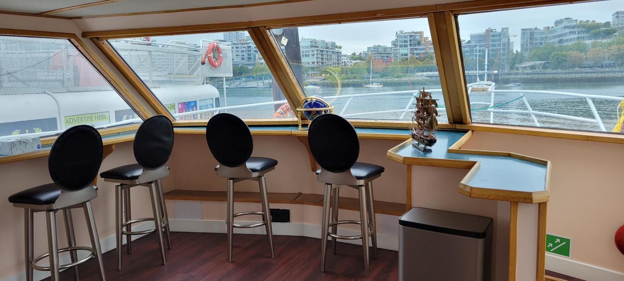 Botel Shangri-la Cheer *