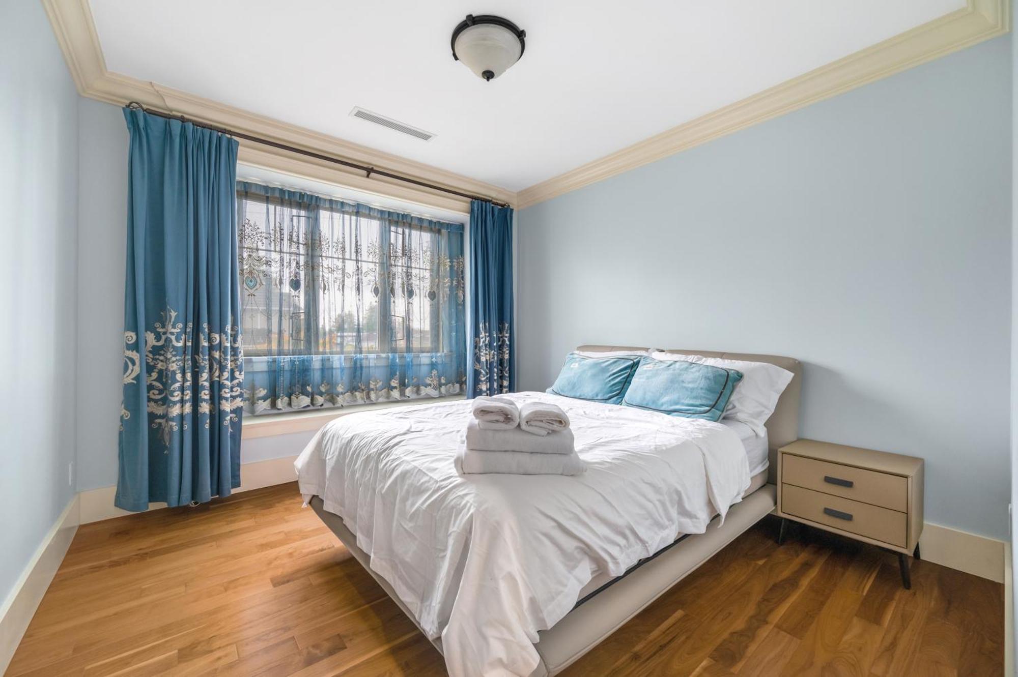 Jovehouse Vancouver