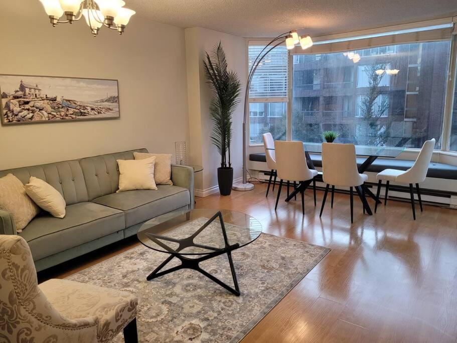 Apartment Beautiful 2 Beds Dwtn Free Parking King Bed Vancouver