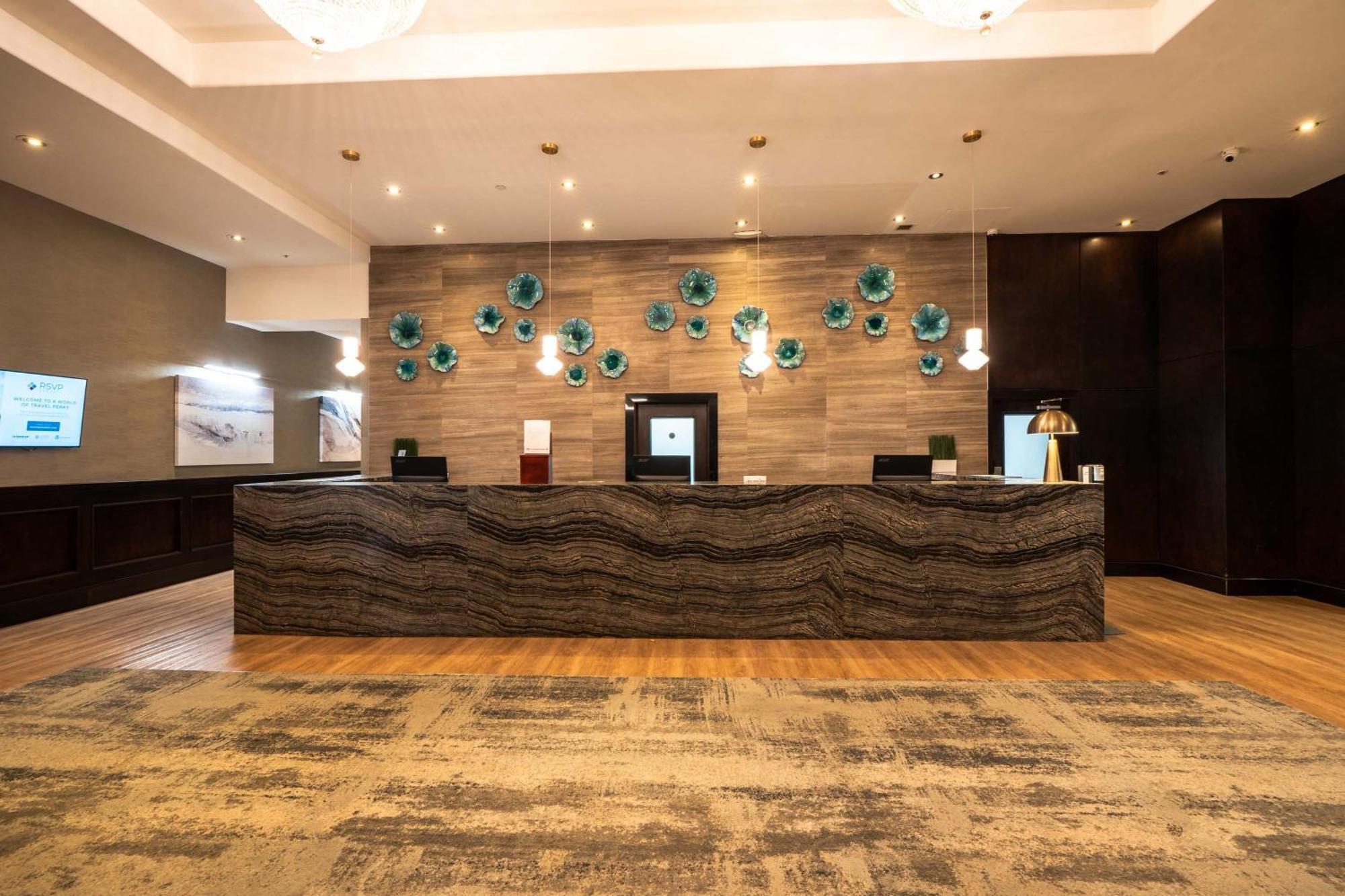 Sandman Downtown Hotel