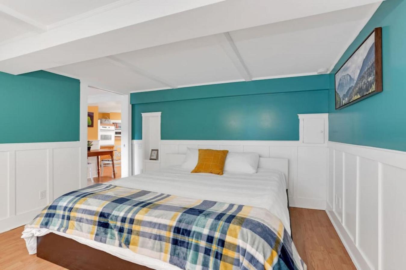 Holiday home Artsy Private Guest With Outdoor Saloon Vancouver