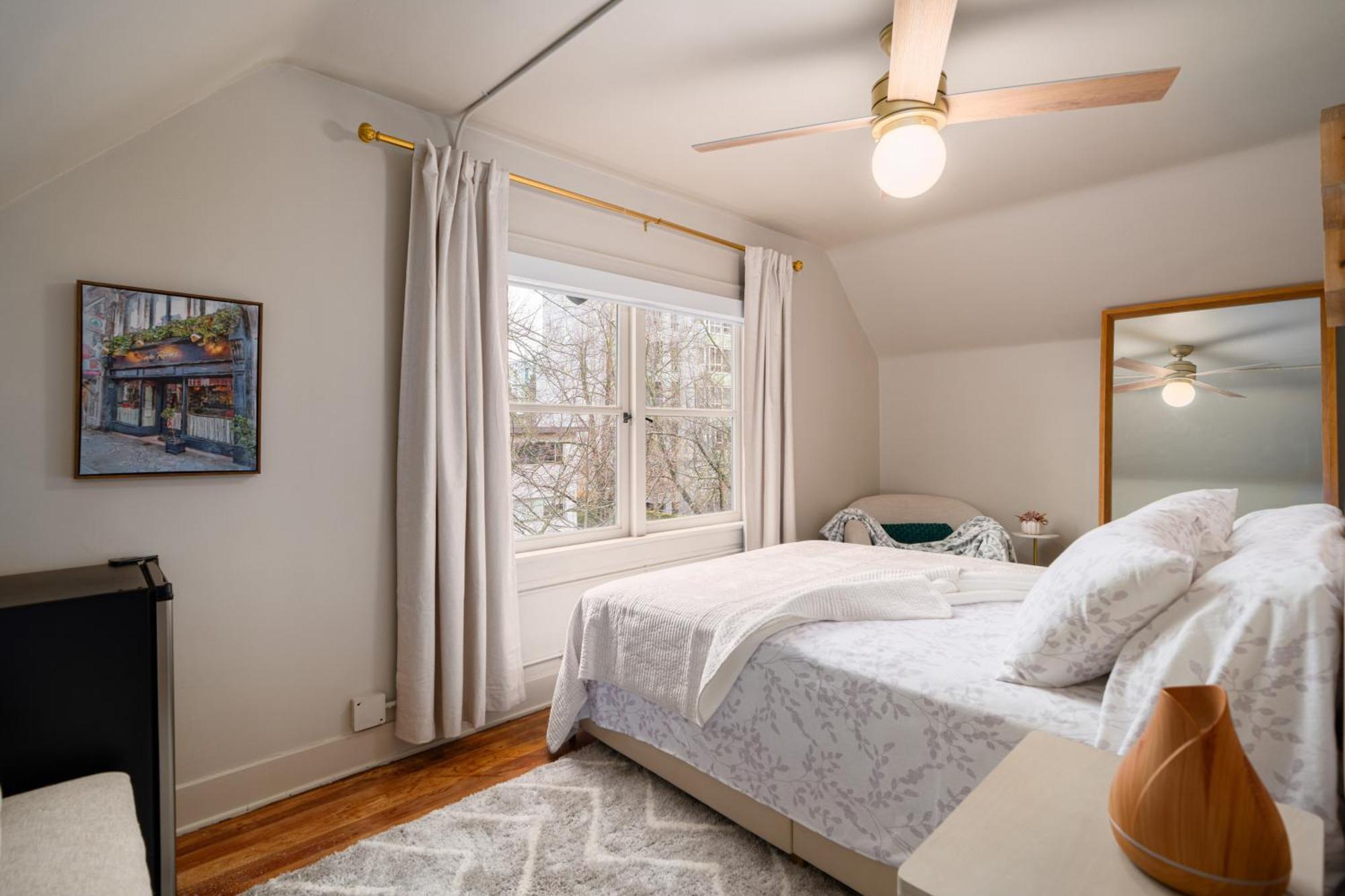 The Hunter House Bed & Breakfast Vancouver