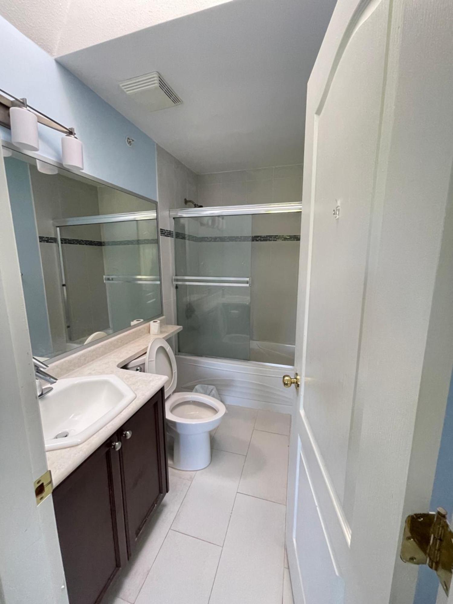 Cozy Guest Near Ubc, Downtown And Beaches Privatunterkunft *