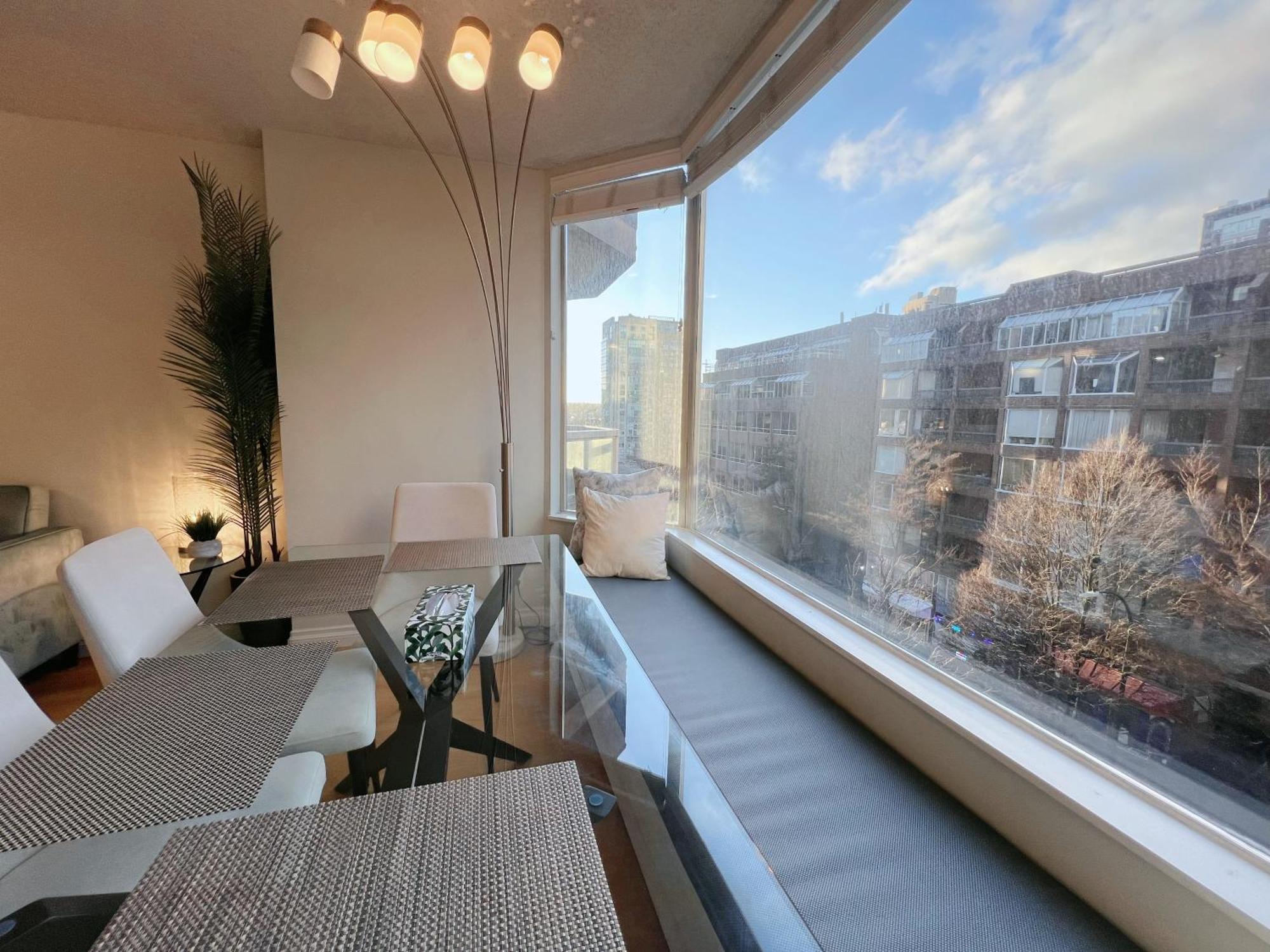 Apartment Beautiful 2 Beds Dwtn Free Parking King Bed Vancouver