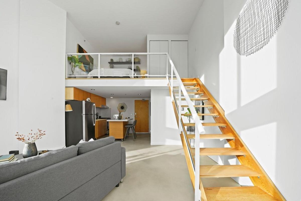 Apartment The Urban Loft Nest