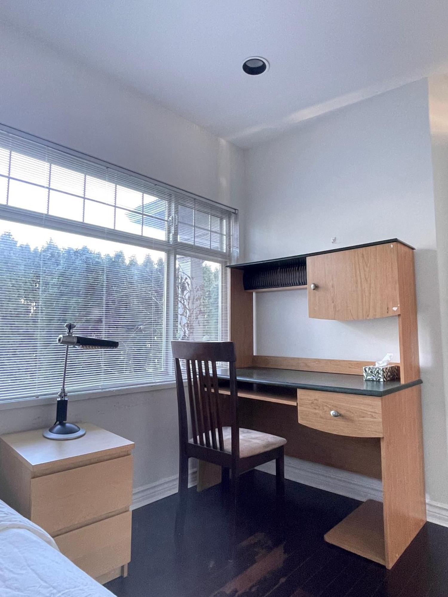 Privatunterkunft Cozy Guest Near Ubc, Downtown And Beaches
