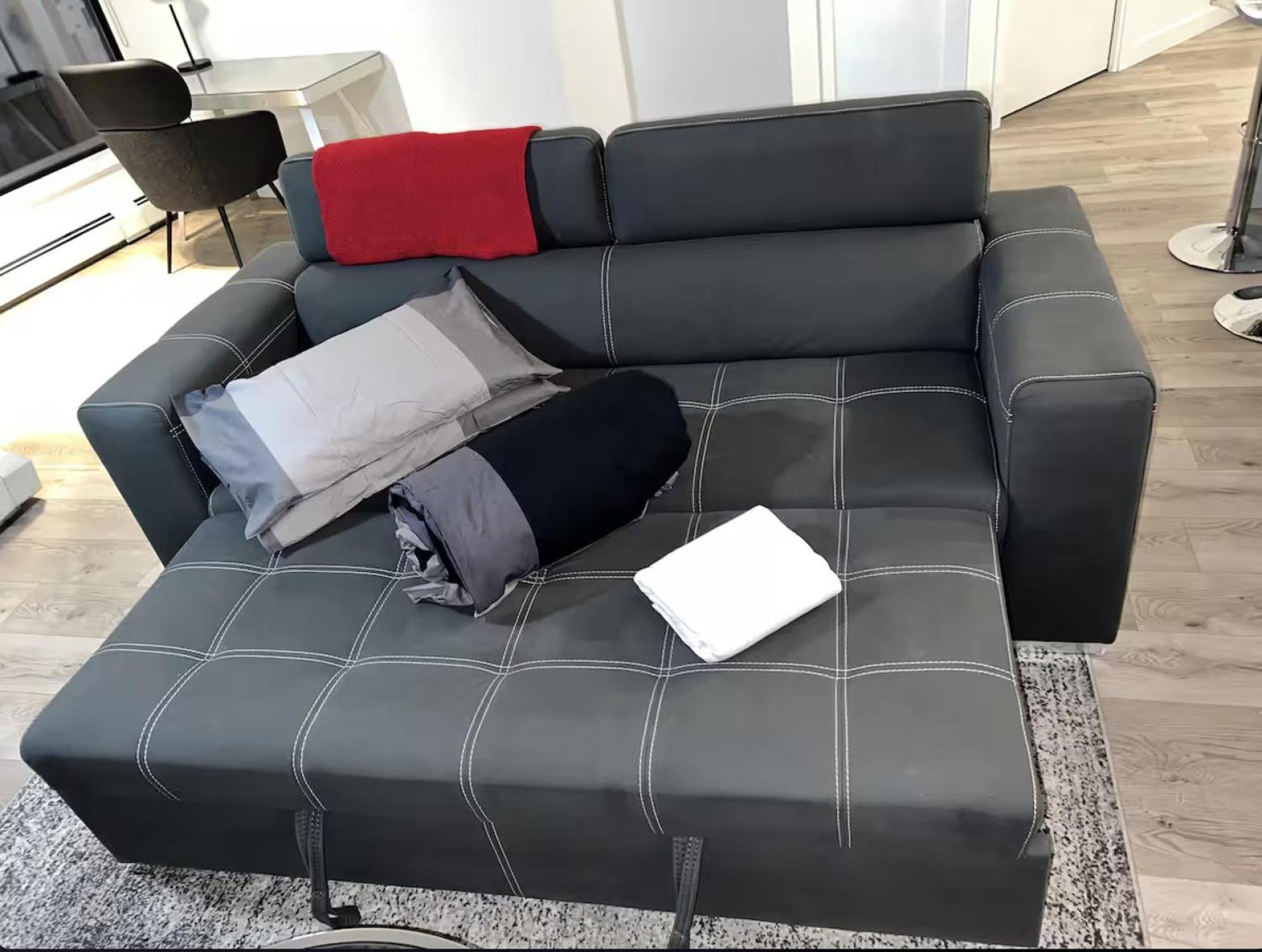 Spacious Modern High-rise With Ocean & Views * Vancouver