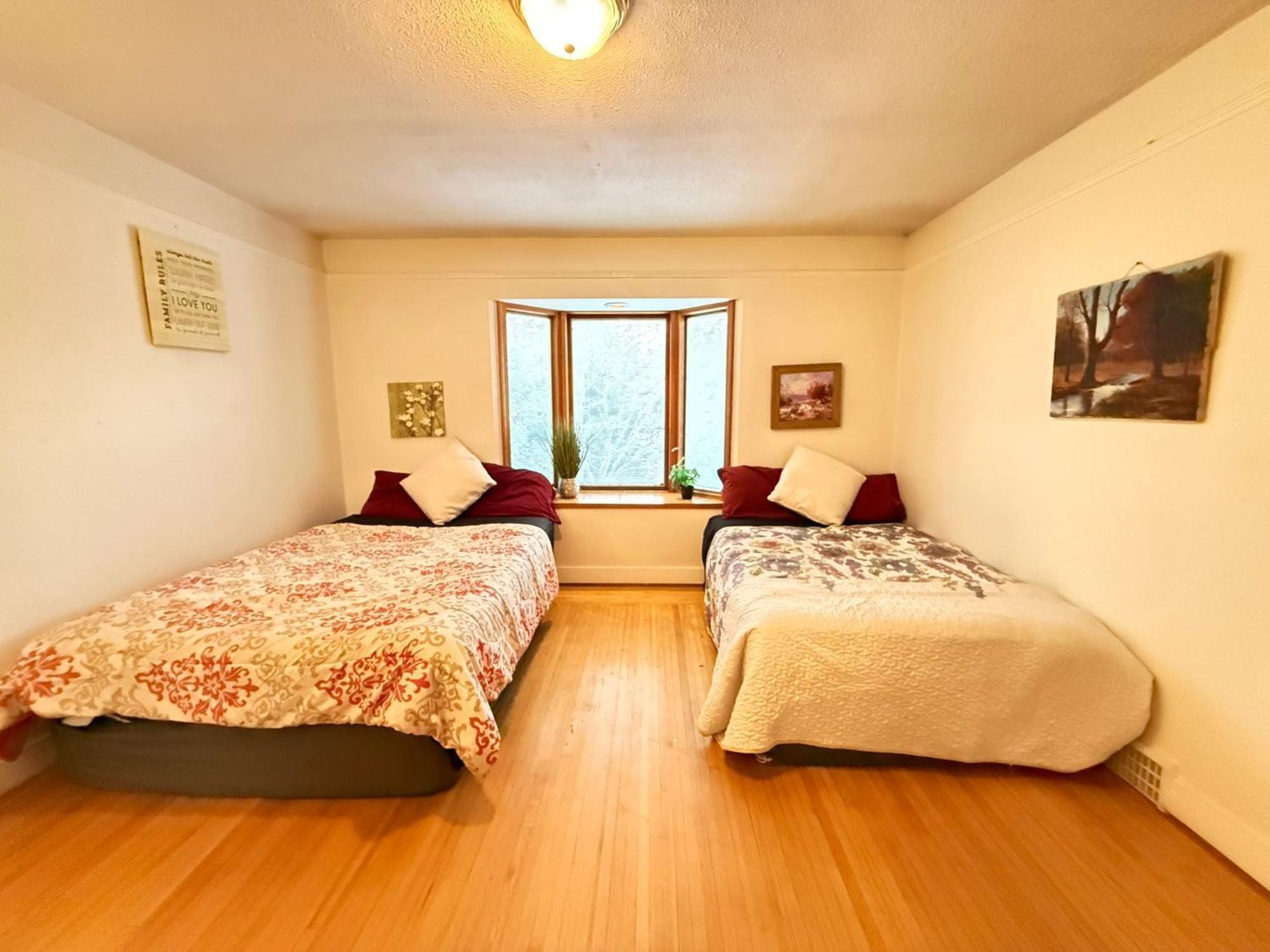 - Near Ubc, Downtown & Kitsilano Homestay