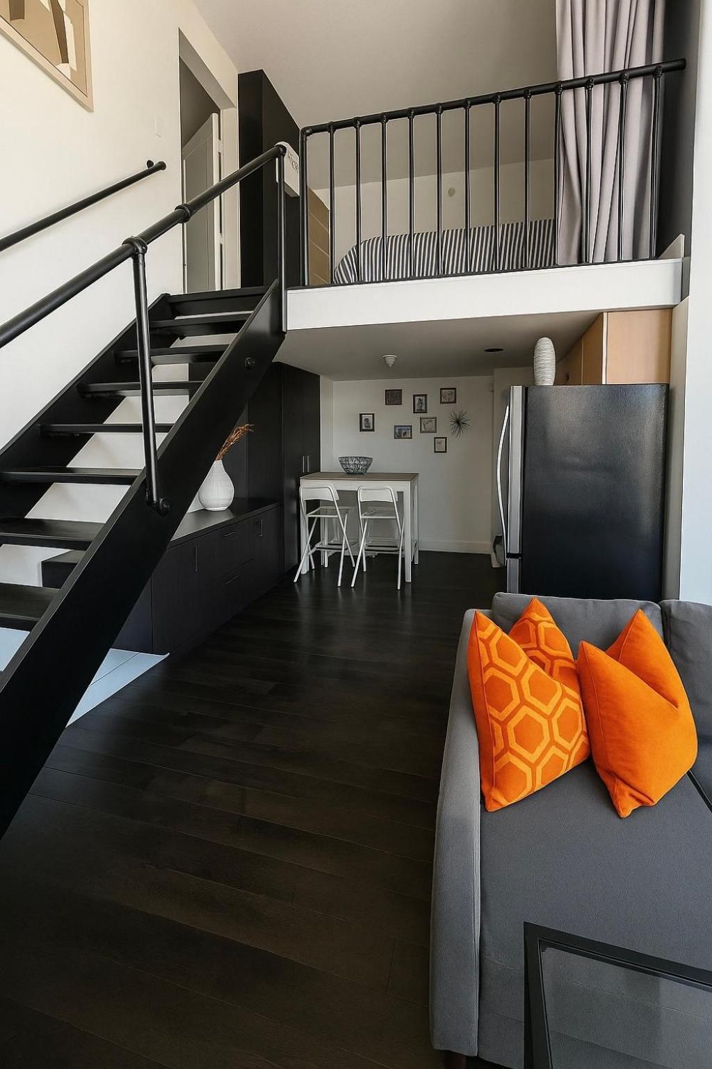 Apartment Trendy Downtown Loft - King Bed!