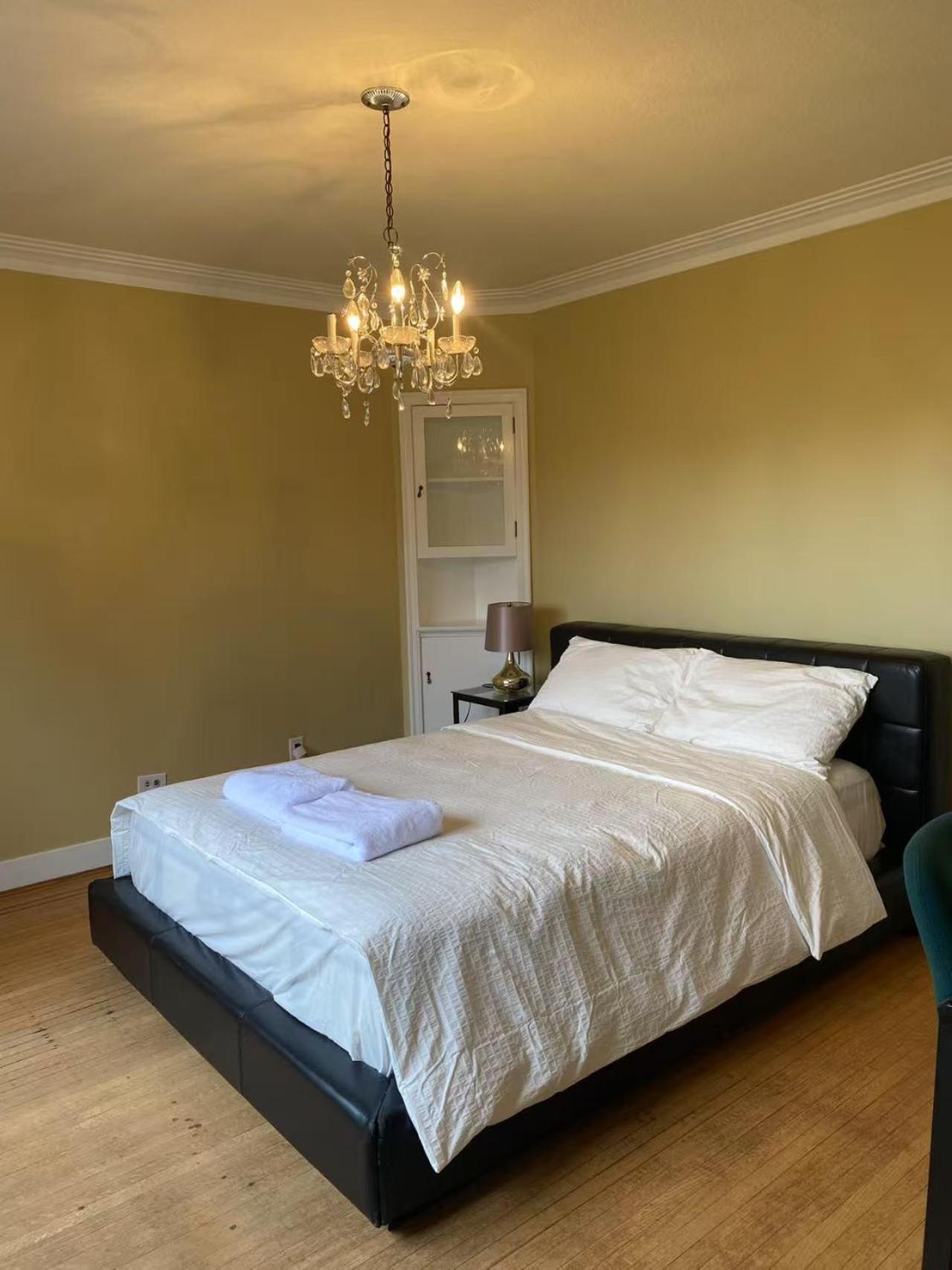Homestay Bright & Cozy Dunbar Close To Ubc