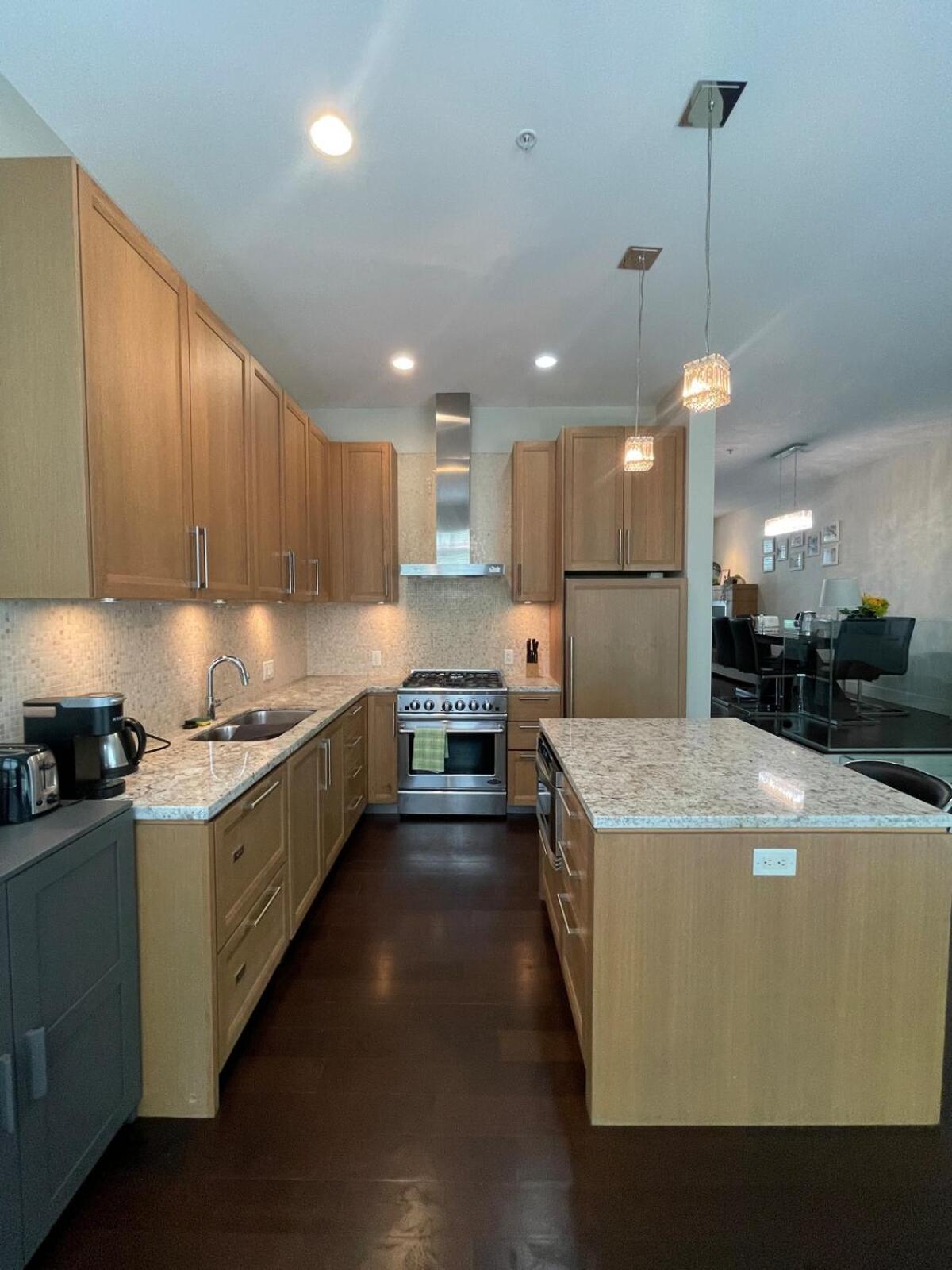 Holiday home Family-friendly 5br Near Ubc Vancouver
