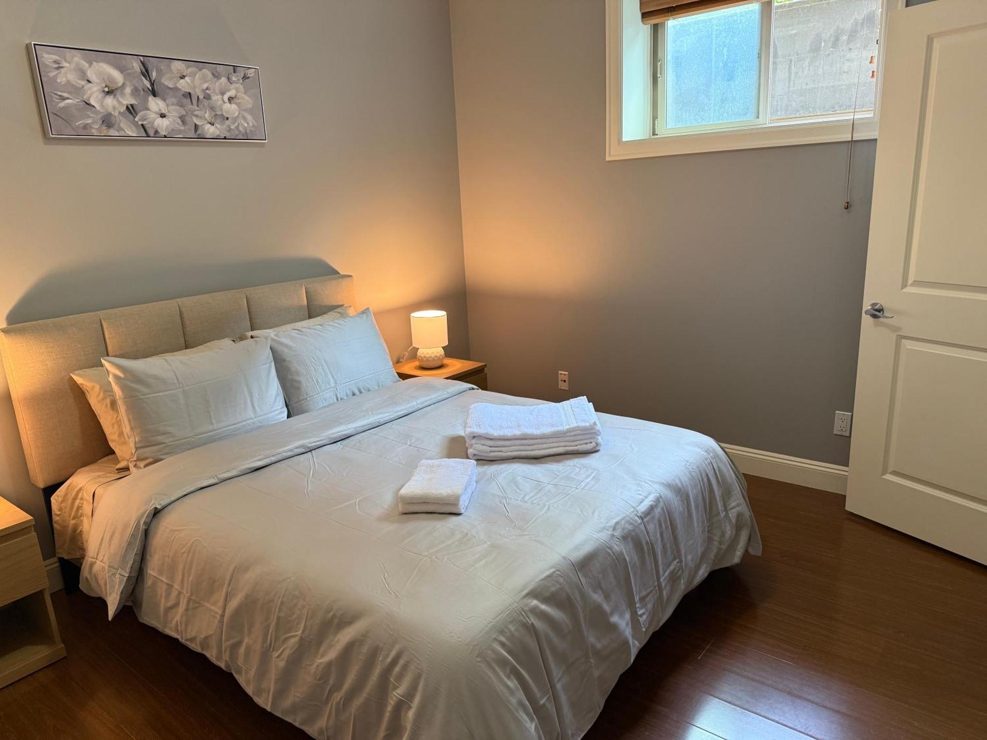 Newly Furnished With 3 Rooms, 2 Shared Bathrooms And Shared Common Space * Vancouver