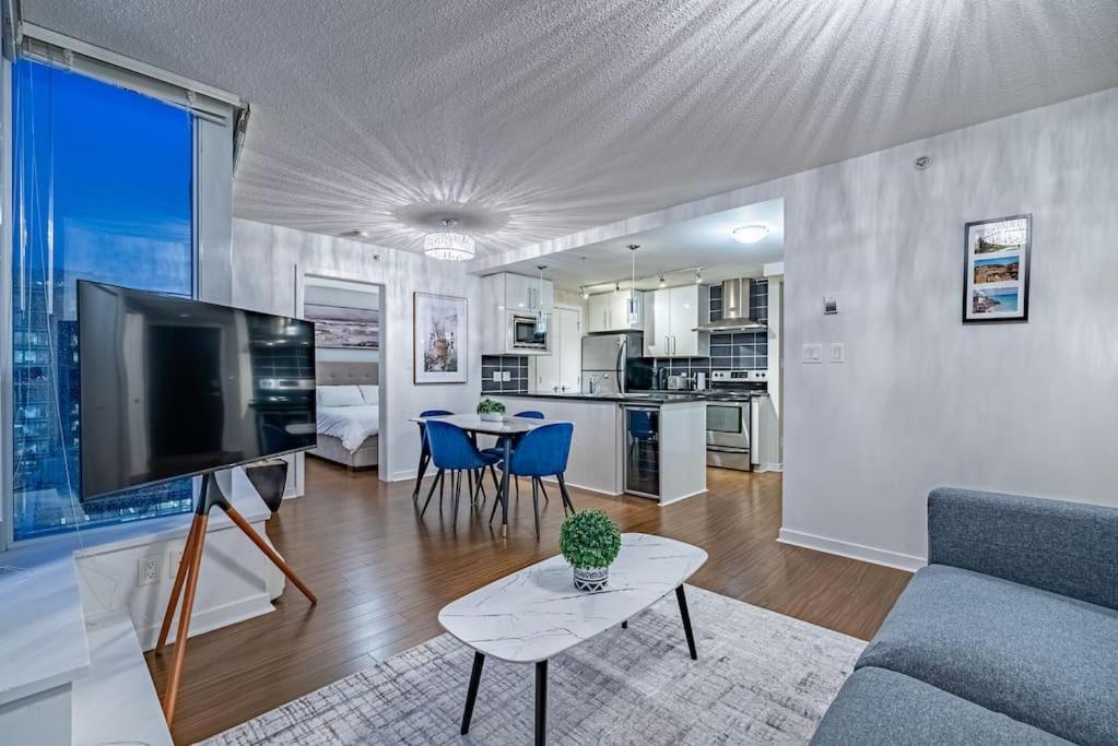Apartment Downtown With Great Views Vancouver
