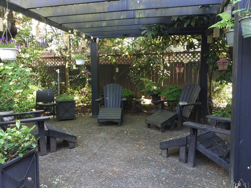 Bed & Breakfast Barclay House 4*