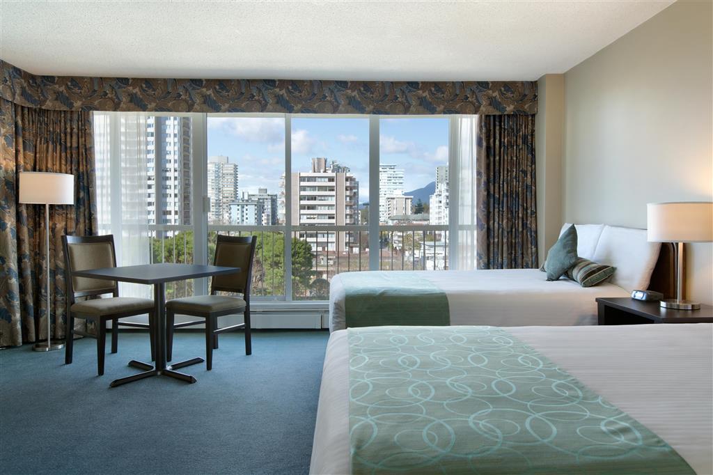 Coast Plaza And 3* Vancouver